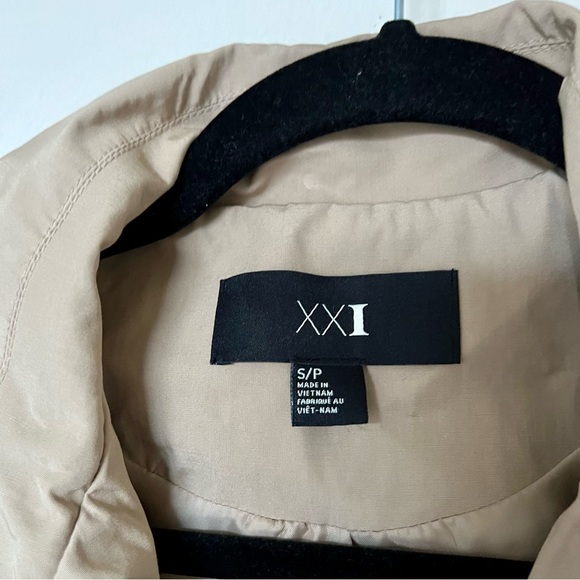 Forever 21 Trench Coat - Picture 6 of 9